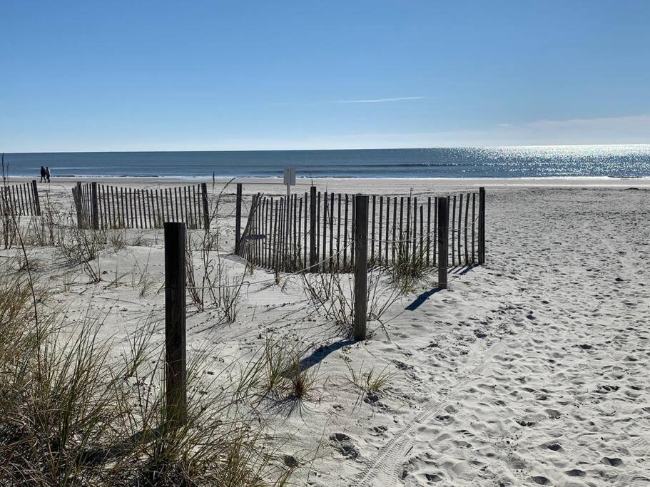Beachin It!-Oceanview Updated 2024, King Bed Bikes Hilton Head Island Exteriör bild